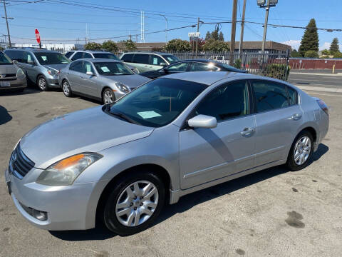 2009 Nissan Altima for sale at Lifetime Motors AUTO in Sacramento CA
