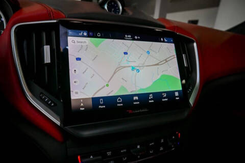 2022 Maserati Ghibli Modena Q4