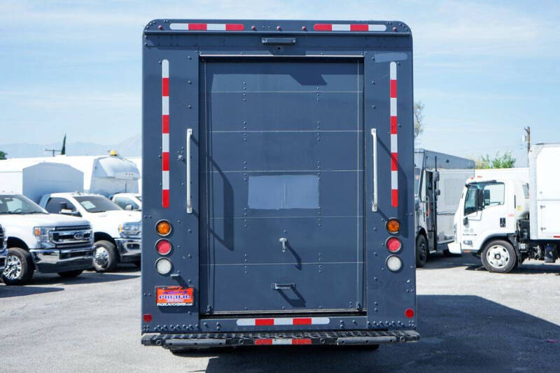 2020 Freightliner MT45 Chassis