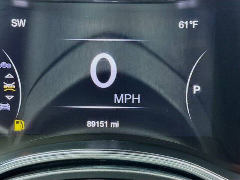 2019 Jeep Grand Cherokee Laredo E