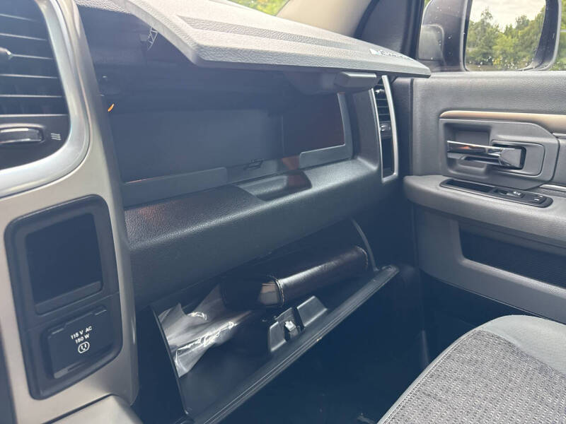 2017 RAM 1500 Big Horn