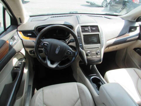 2017 Lincoln MKC Select