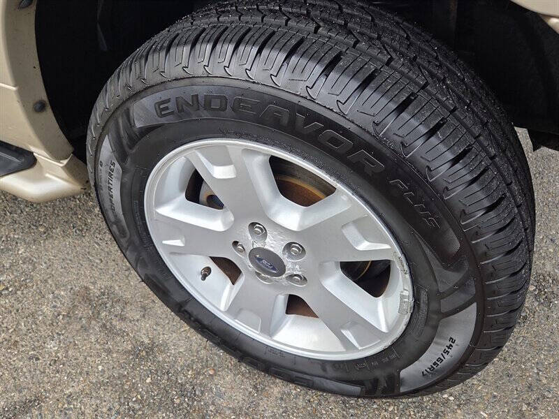 2005 Ford Explorer Eddie Bauer