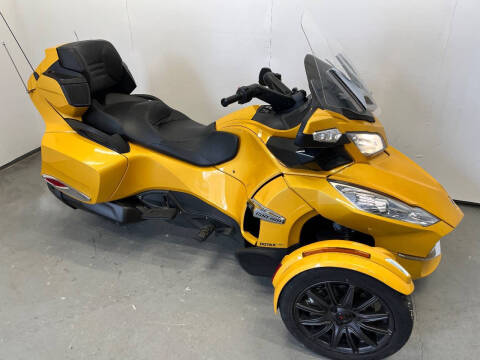 2013 Can-Am Spyder RT-S SM5