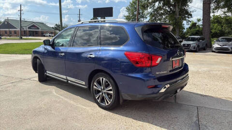 2017 Nissan Pathfinder Platinum