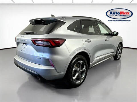 2023 Ford Escape Hybrid ST-Line Select
