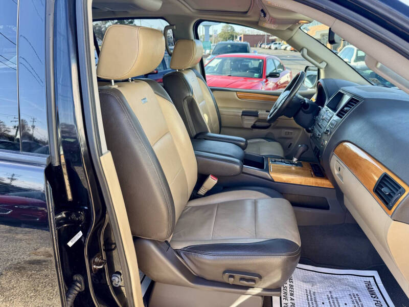 2014 Nissan Armada Platinum