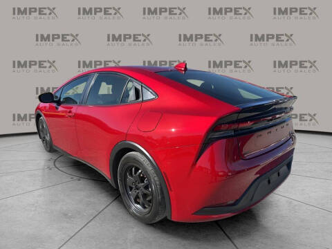 2024 Toyota Prius LE