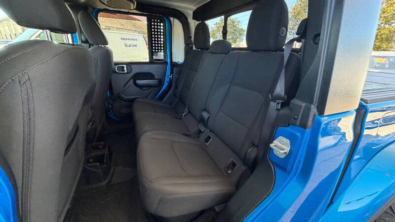 2021 Jeep Gladiator Willys