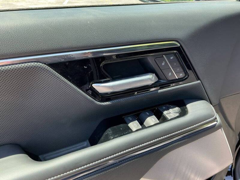 2025 GMC Sierra EV Denali