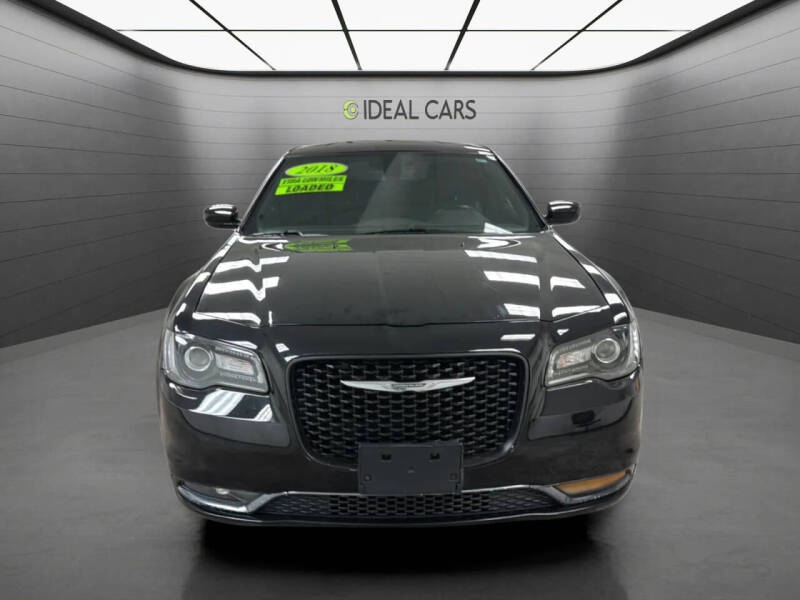 2018 Chrysler 300 S