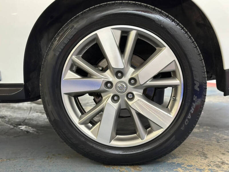 2013 Nissan Pathfinder Platinum