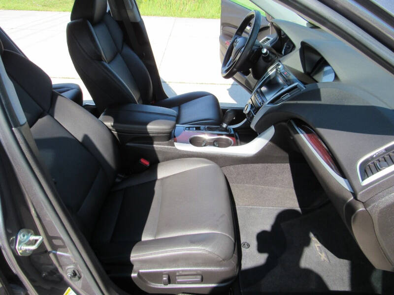 2017 Acura TLX