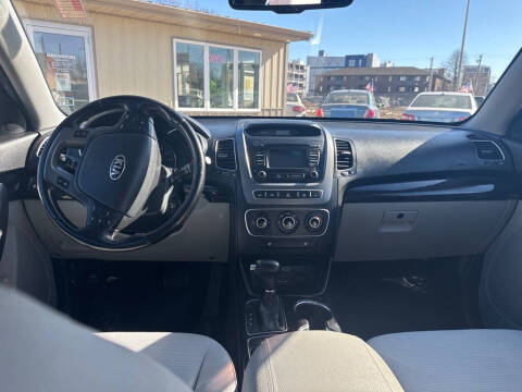 2014 Kia Sorento LX