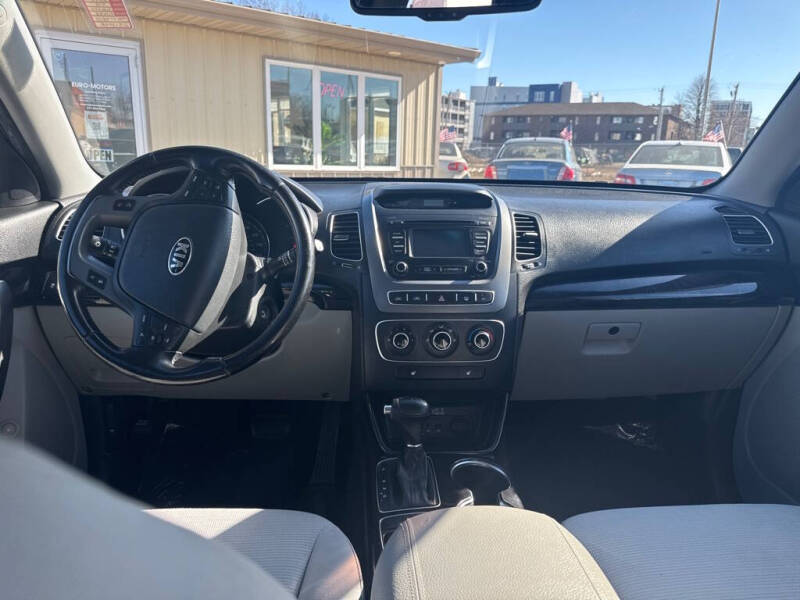 2014 Kia Sorento LX