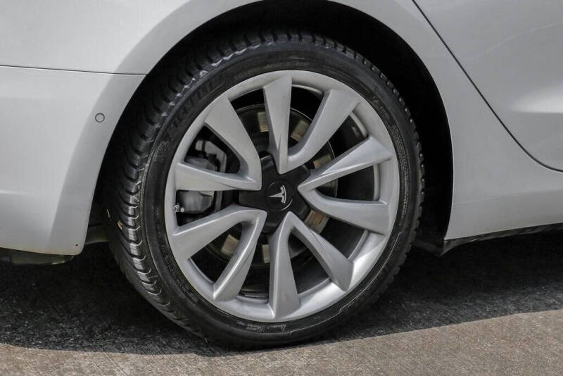 2018 Tesla Model 3 Performance