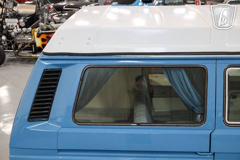 1982 Volkswagen Vanagon Camper