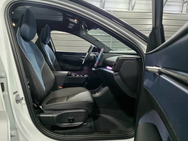 2025 Volvo EX30 Twin Plus