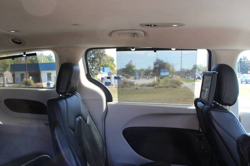 2018 Chrysler Pacifica Touring L Plus