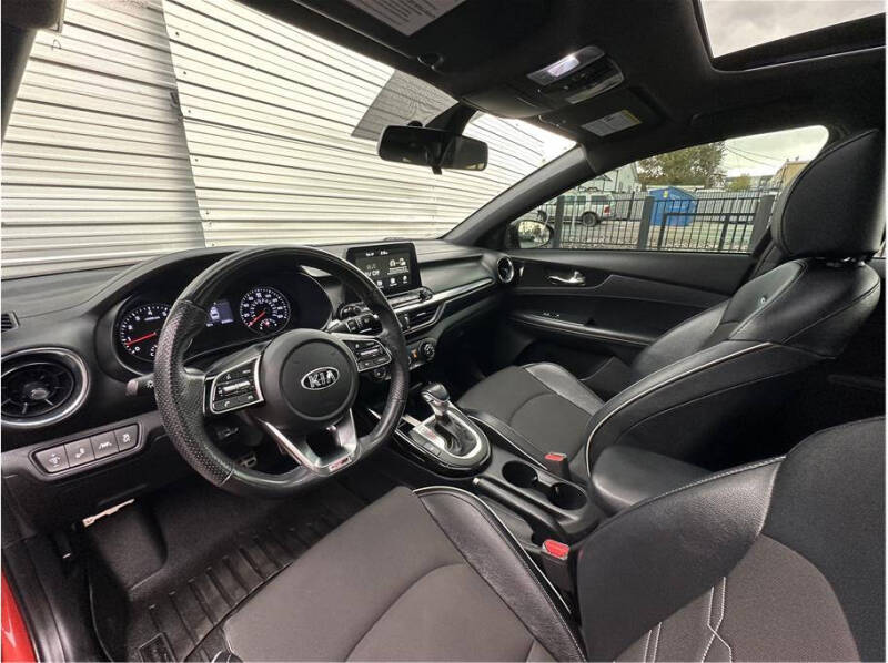 2021 Kia Forte GT Line