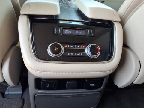 2018 Lincoln Navigator Select