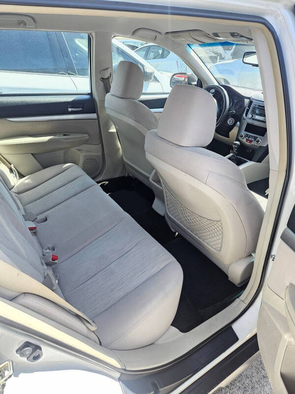 2014 Subaru Outback 2.5i