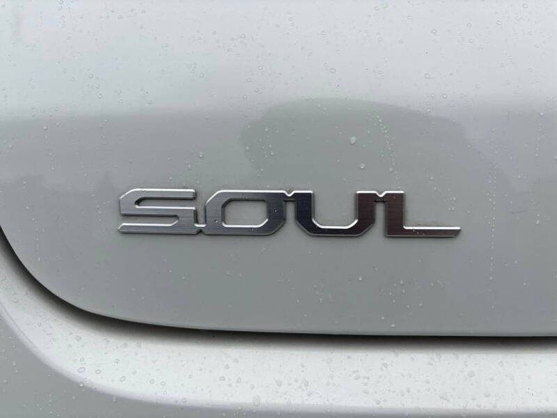 2023 Kia Soul S