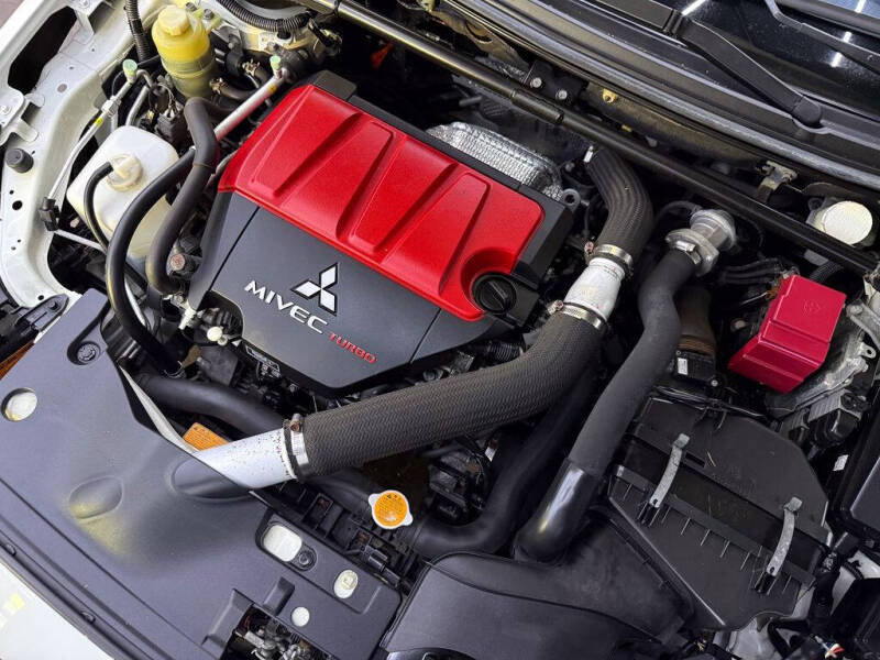 2011 Mitsubishi Lancer Evolution MR