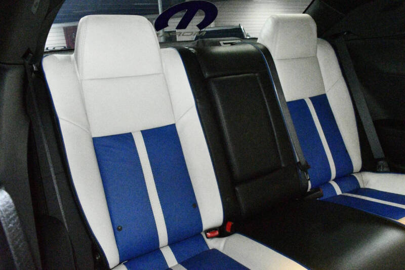 2011 Dodge Challenger SRT8 392