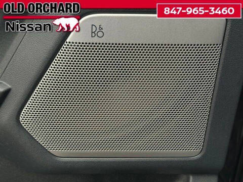 2022 Ford F-150 Lightning Lariat