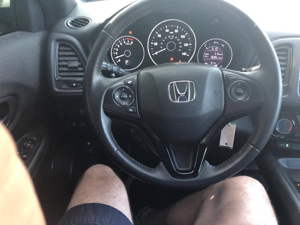 2021 Honda HR-V Wagon - $18,900
