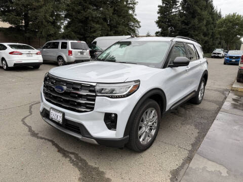 2025 Ford Explorer Active