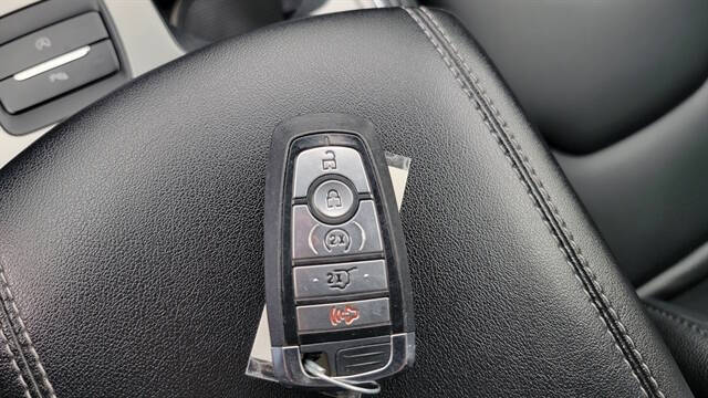 2024 Ford Edge Titanium