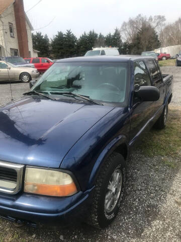2002 GMC Sonoma for sale at PREOWNED CAR STORE in Bunker Hill WV