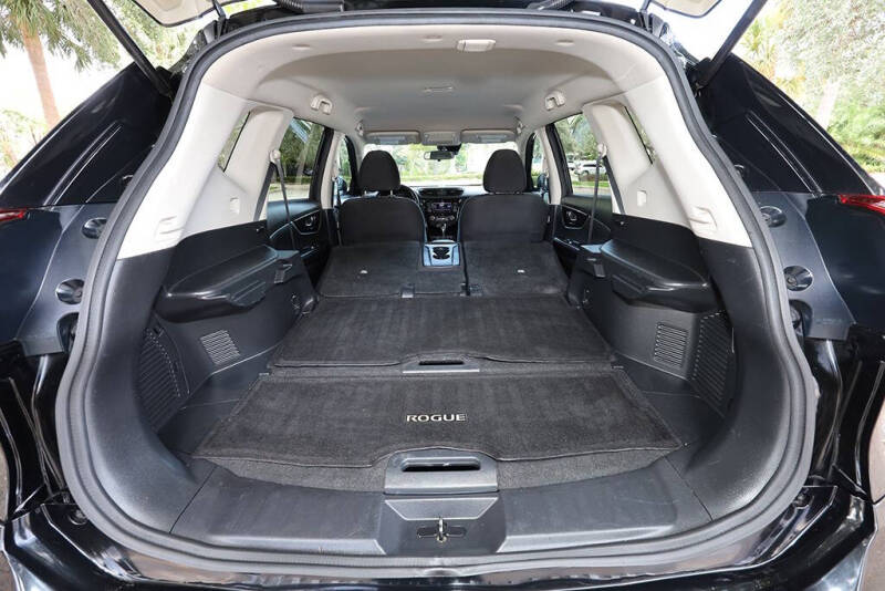 2019 Nissan Rogue S
