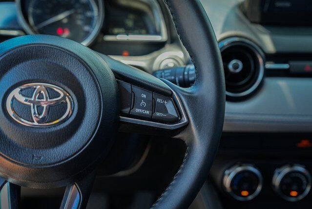 2020 Toyota Yaris Hatchback XLE