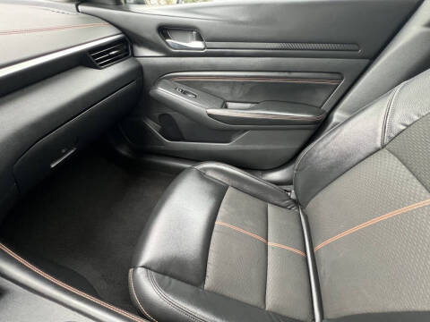 2021 Nissan Altima 2.5 SR