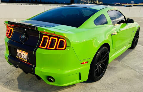 2014 Ford Mustang GT Premium