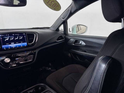 2021 Chrysler Pacifica Touring