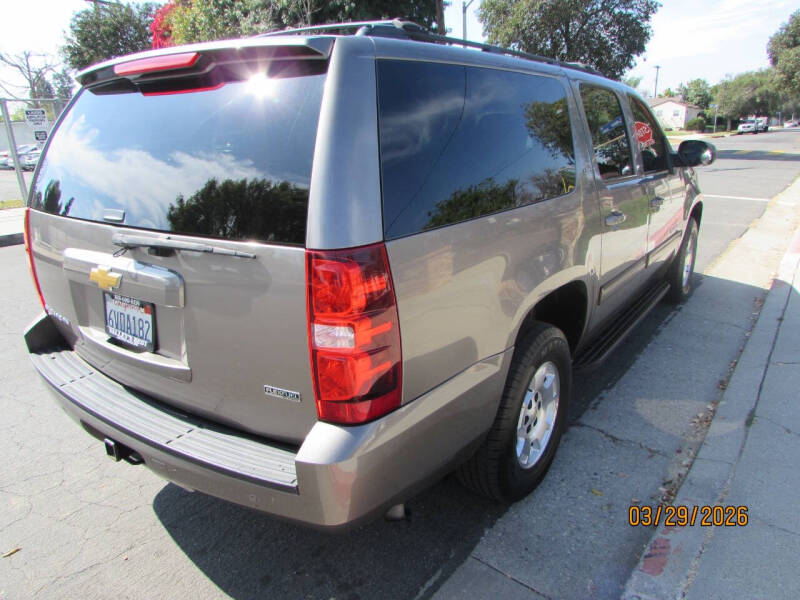 2012 Chevrolet Suburban LT
