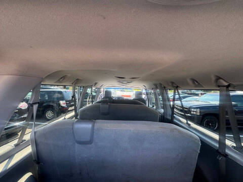 2012 Ford E-Series E-350 SD XLT