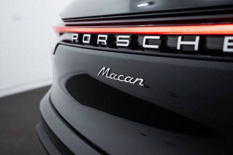 2025 Porsche Macan