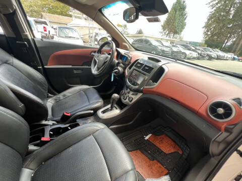 2014 Chevrolet Sonic LTZ Auto