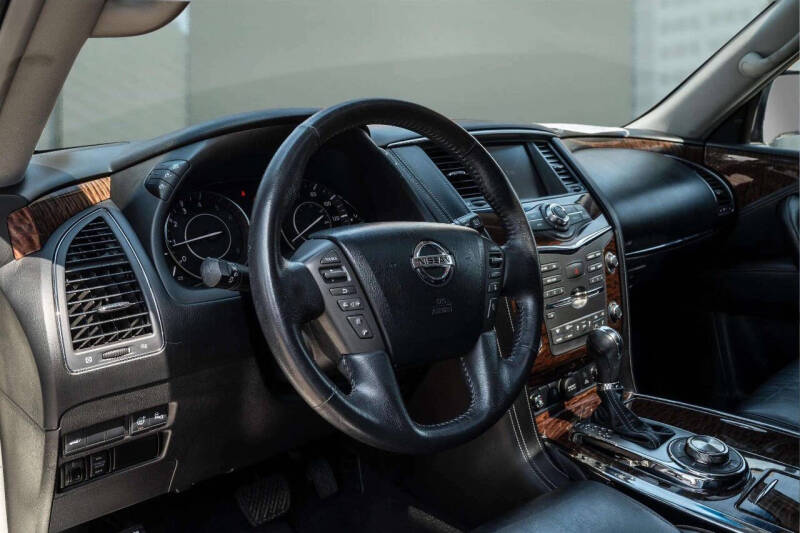 2017 Nissan Armada Platinum