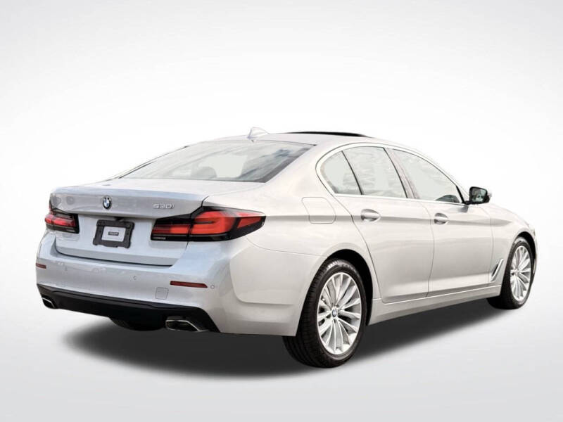 2021 BMW 5 Series 530i