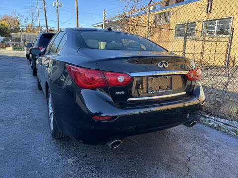 2015 Infiniti Q50 Premium