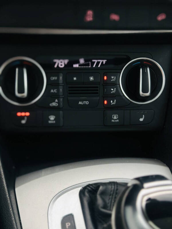 2018 Audi Q3 2.0T Premium