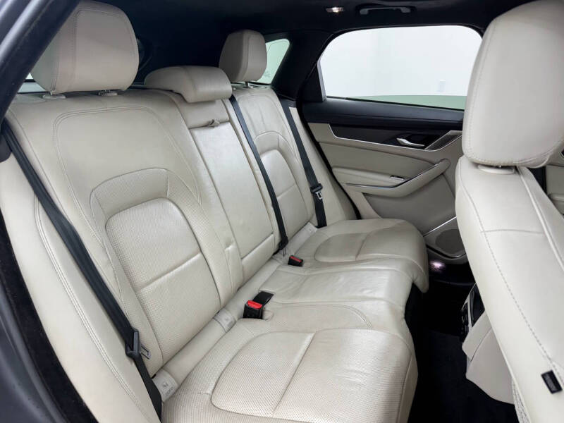 2021 Jaguar F-PACE P340 S