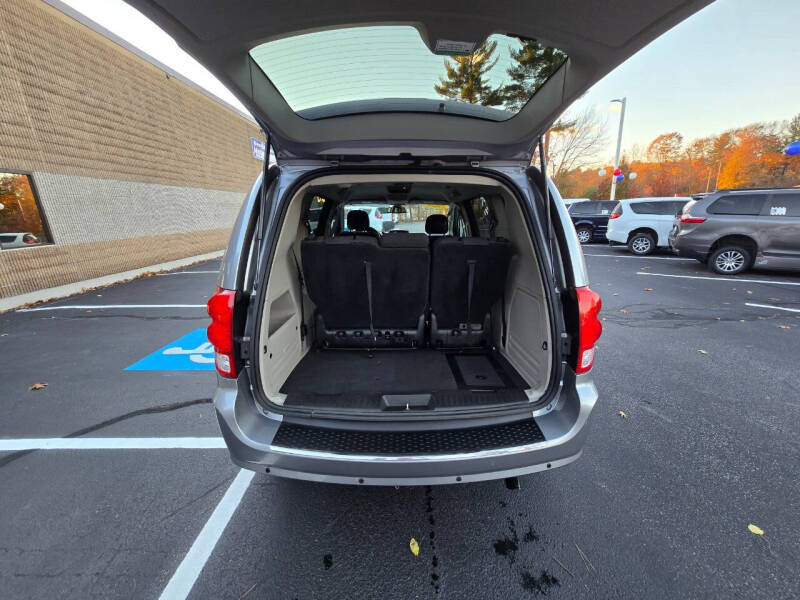 2020 Dodge Grand Caravan SE