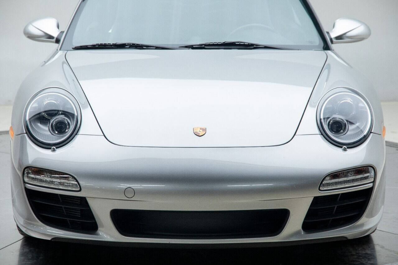 2009 Porsche 911 17